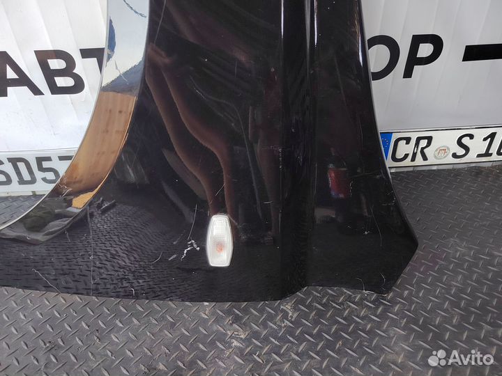 Крыло левое Kia Carnival 2