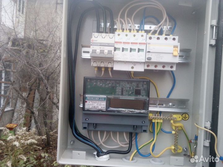 Электрик. Подключение на столбе(опоре лэп)