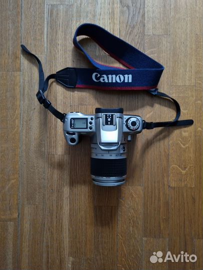 Пленочный зеркальный фотоаппарат