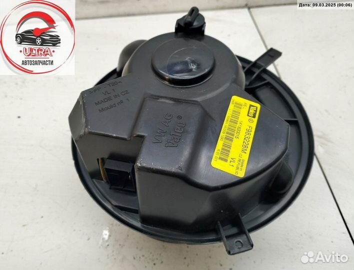 Двигатель отопителя (моторчик печки) б/у Volkswagen Touran 1K0820015