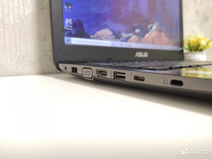 Ноутбук asus, SSD, Full HD, Nvidia 2Gb, гарантия