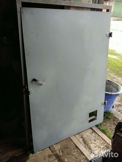 Дверь входная металлическая новая