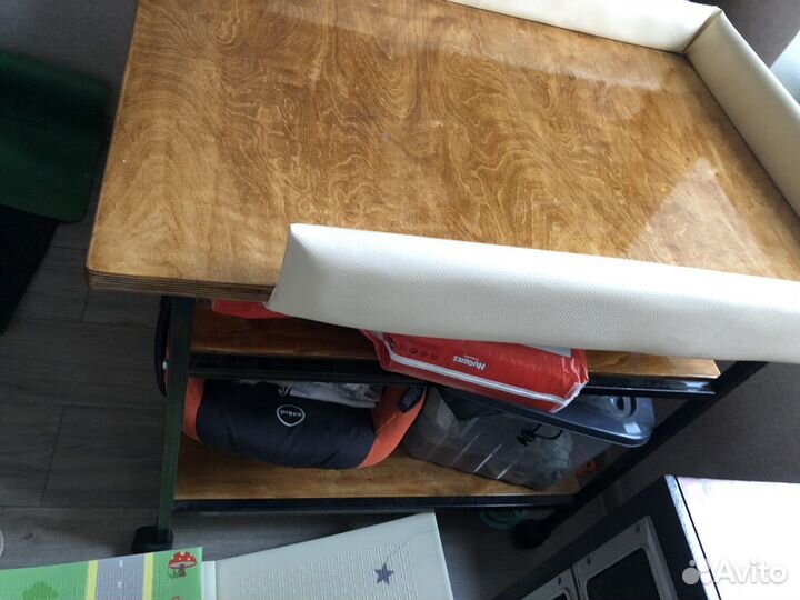 Пеленальный столик