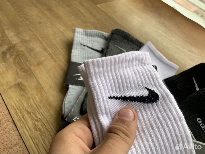 Носки высокие