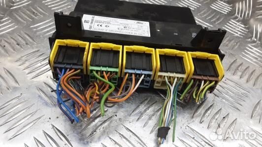 Блок управления ford fiesta 5 (5BE06NC01)