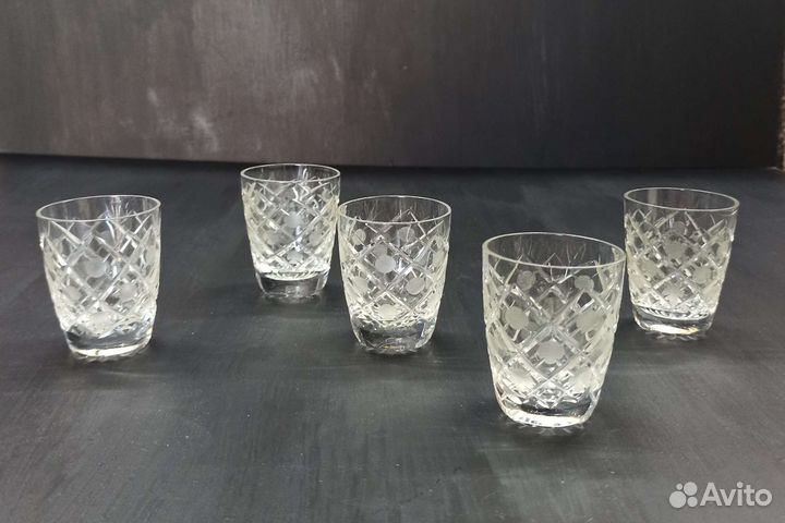 Хрустальные стопки 5 штук