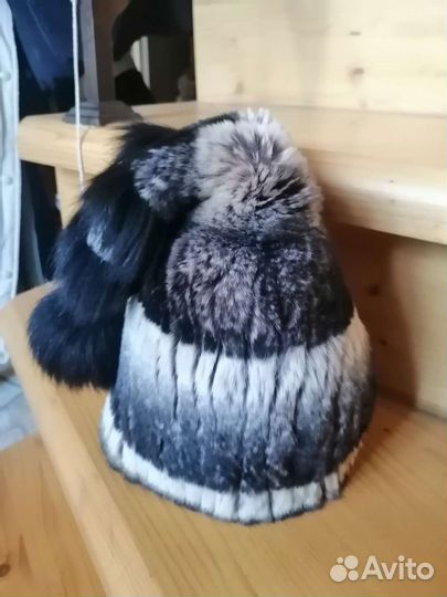 Меховая шапка из кролика