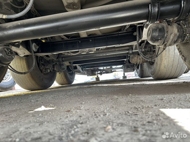 Полуприцеп бензовоз Heil HB 9000 23 S1, 2002