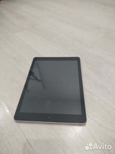 Продаётся iPad (5-го поколения)