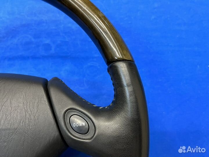 Руль Clazzio с косточкой дерево для Lexus