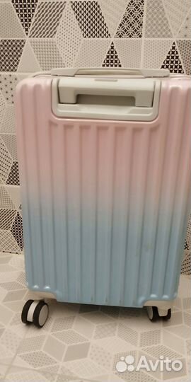 Чемодан на колесах бу большой