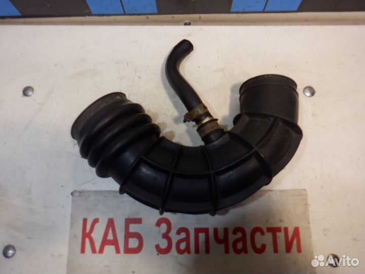 Патрубок фильтра воздушного ваз 2112