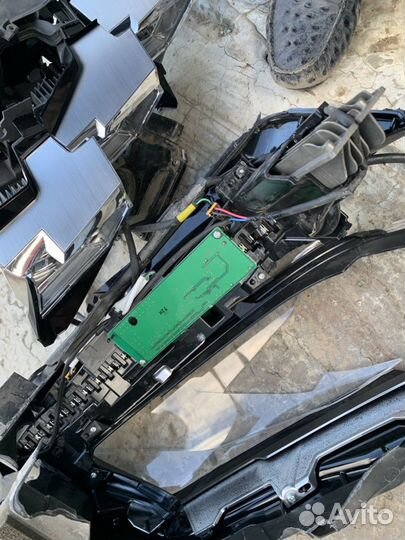 Левая фара Лексус lx450d lx570