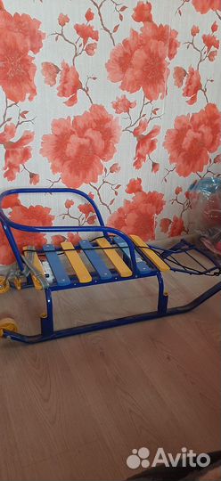 Детские санки с колесами