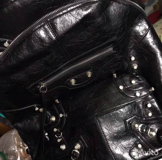 Рюкзак Balenciaga Le Cagole Studded Crinkled
