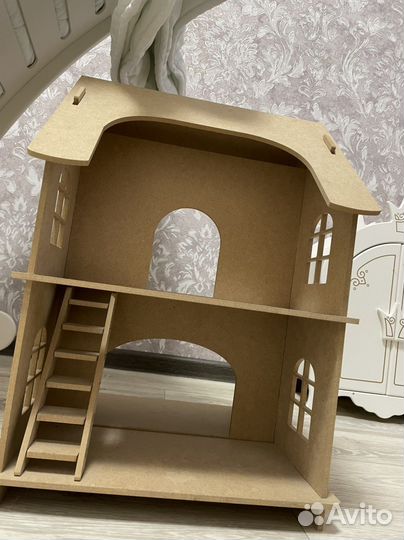 Домик кукольный