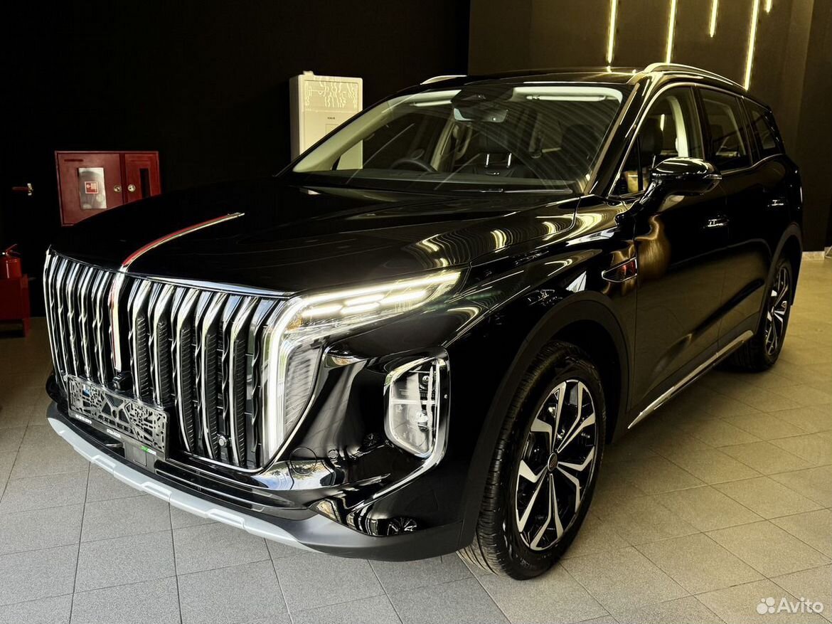 Hongqi HS7 2.0 AT, 2025