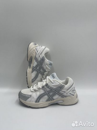 Кроссовки asics trv2