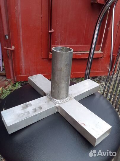 Крестовина для елки