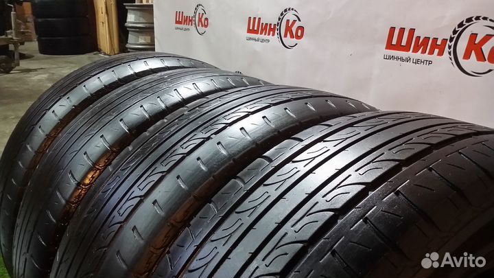 Centara Vanti Touring 215/60 R16