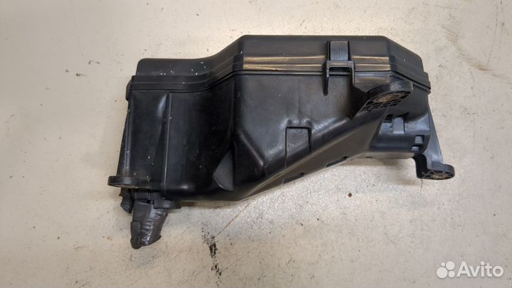 Блок предохранителей Lexus IS, 1999