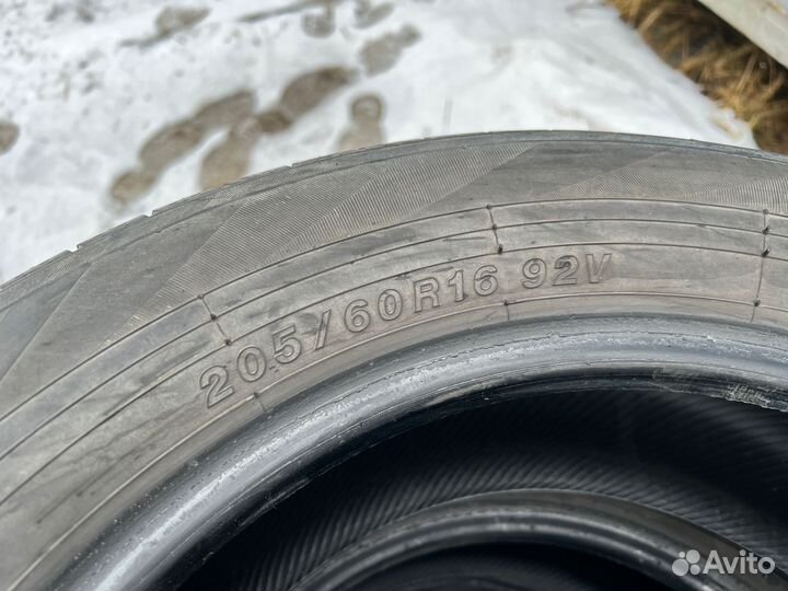 Yokohama BluEarth AE50 205/60 R16