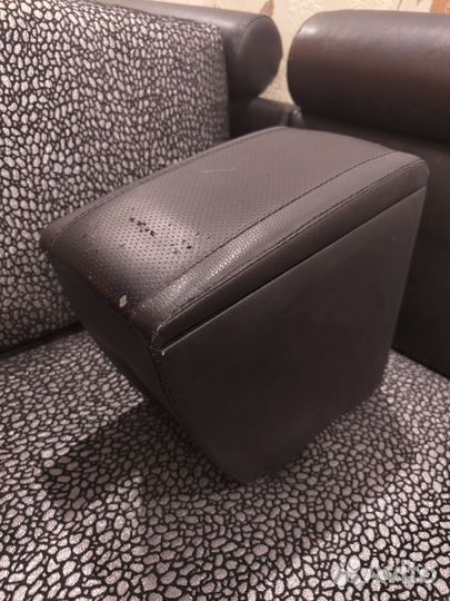 Подлокотник LADA vesta