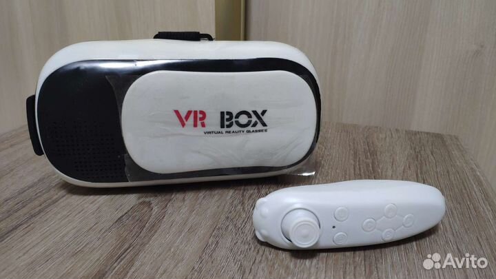 Виртуальные 3D очки VR BOX + пульт