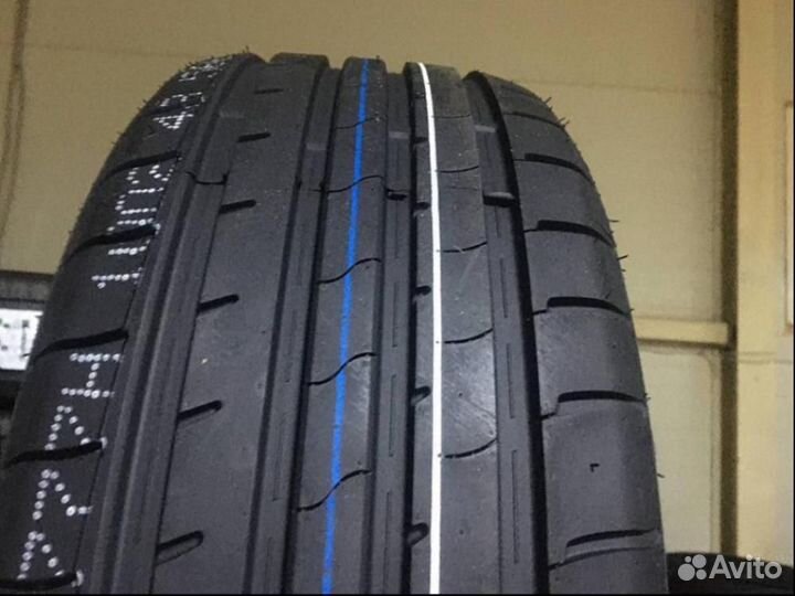 Windforce Catchfors UHP 225/40 R19 93W