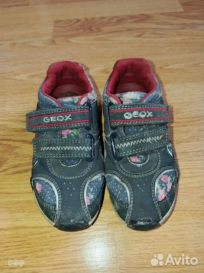 Кроссовки geox 27