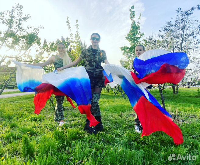 Танцы на Праздник/Живая танцующая открытка