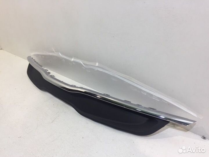 Решетка радиатора передняя Kia Rio 4 2017