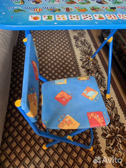 Детский стол и стул