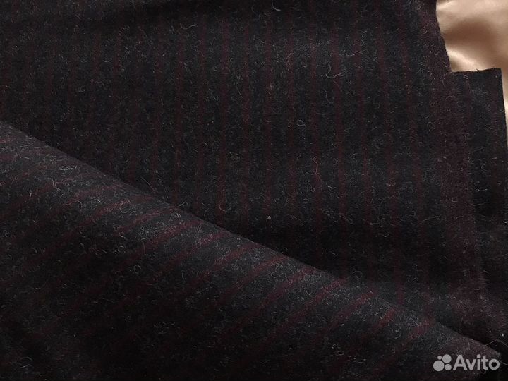 Отрез ткани шерсть