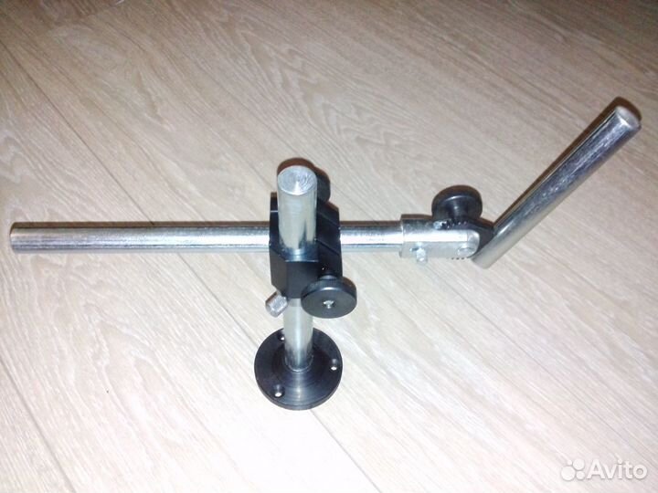 Штатив-стойка универсальная для микроскопа