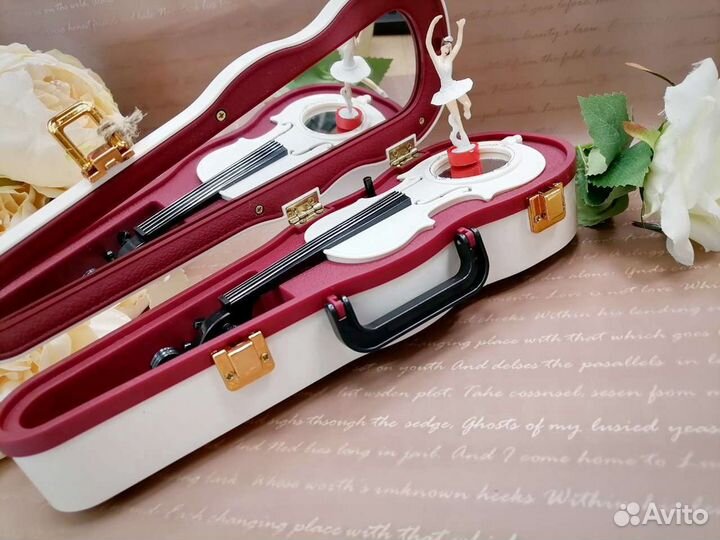 Музыкальная шкатулка с балериной