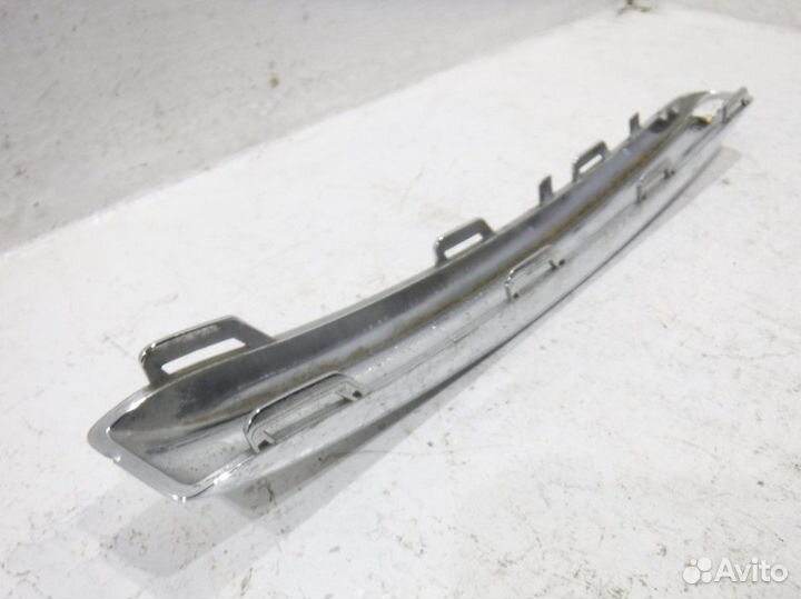 Накладка решетки бампера переднего