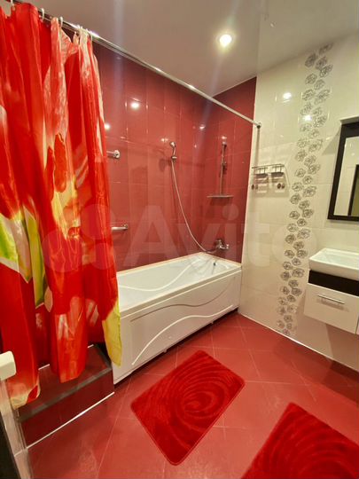 2-к. квартира, 50 м², 2/10 эт.