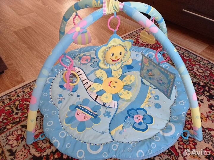 Развивающий коврик