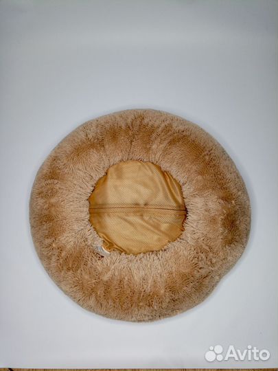 Лежанка для собак и кошек новая 60 см