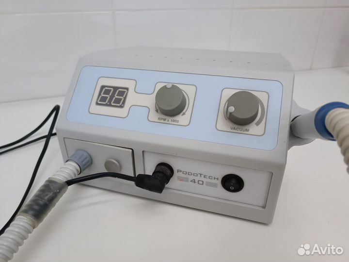 Аппарат для педикюра (маникюра) с пылесосом
