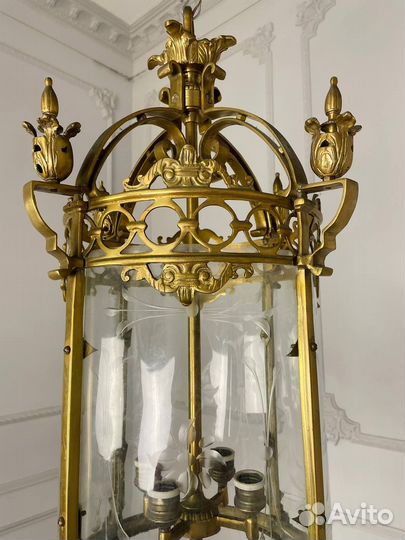 Антикварный фонарь