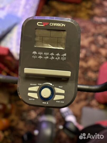 Велотренажер Carbon Fitness U804