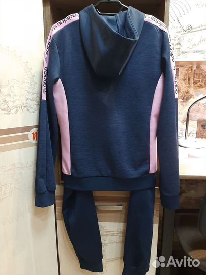 Спортивный костюм женский adidas