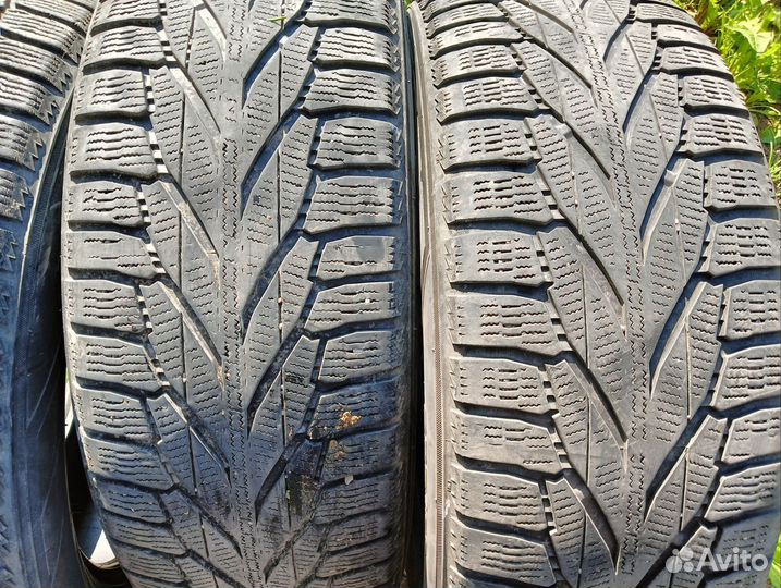 Nokian Tyres Hakkapeliitta R2 SUV 225/60 R18