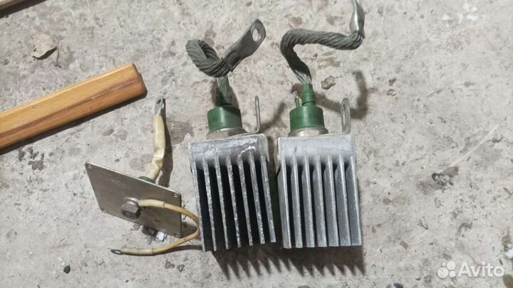 Тиристор силовой. Диод