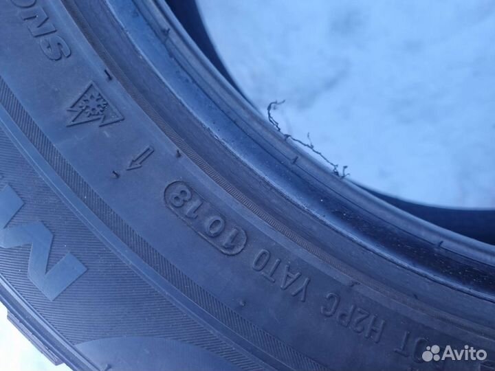 Marshal I'Zen KW15 235/55 R17