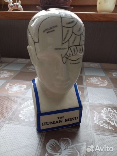 Статуэтка бюст Голова The Human Mind