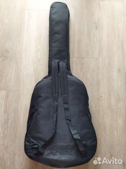 Акустическая гитара