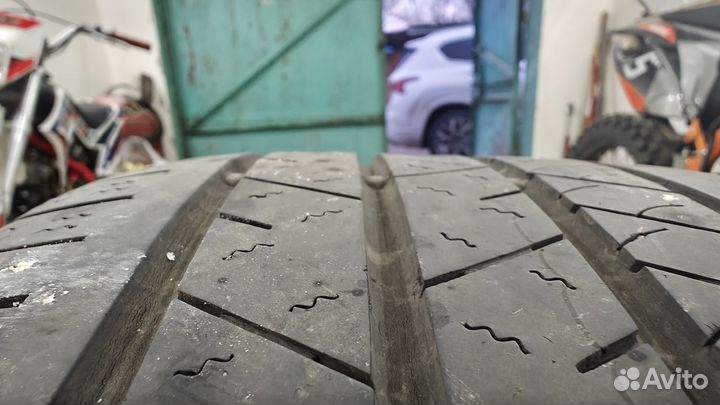 Continental CrossContact LX 255/45 R20 105V